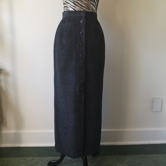 RARE Vintage "CATS" button up corduroy maxi skirt - Picture 8 of 12